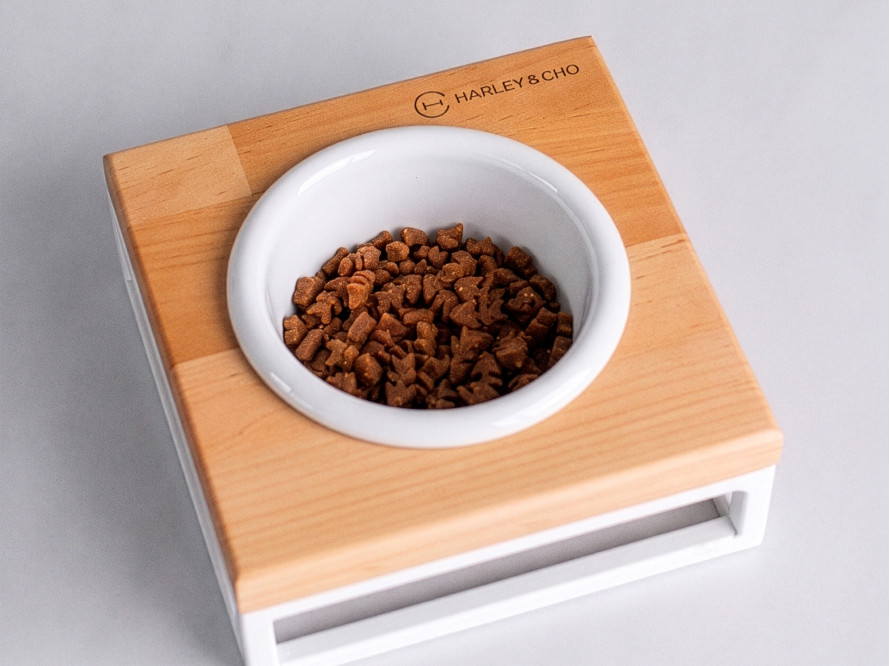 Одна миска на підставці з білою керамічною мискою Lunch Bar Natural Wood + White